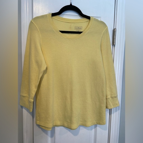 L.L. Bean Size M Yellow Crew Neck Waffle Long Sleeve Thermal Pullover Shirt - Picture 1 of 10